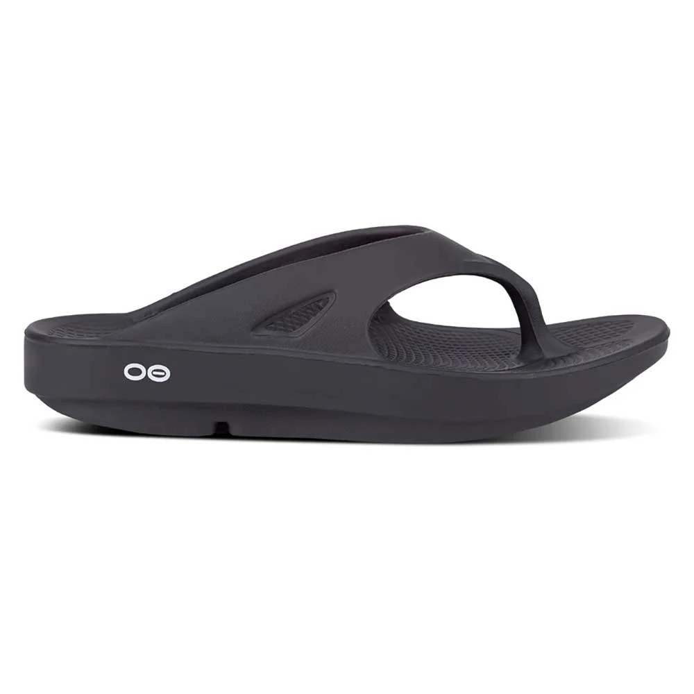 OOfos Unisex OOriginal Sandal - Black- Regular (D) 3 OOfos Unisex OOriginal Sandal - Black- Regular (D)