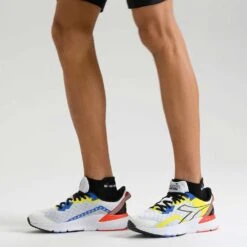 Diadora Men's Mythos Blushield Volo 3 Running Shoe- White/Black/Yellow Fluo - Regular (D) -TrailBlaze Shoes Shop 101.179090 C0008 CV