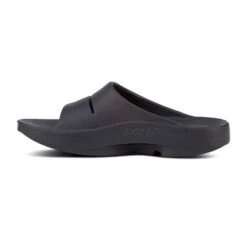 OOfos Unisex OOahh Slide - Black-Regular (D) -TrailBlaze Shoes Shop 1100BLK shot4 932x680 4335a43b 991e 47b0 a4fb dd9f69537c74