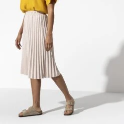 Birkenstock Arizona Soft Footbed Taupe Suede Leather Sandal - Taupe- Regular/Wide -TrailBlaze Shoes Shop 951303 f look f