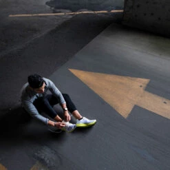 Topo Athletic Men's Cyclone Running Shoe - White/Lime - Regular (D) -TrailBlaze Shoes Shop M045.White Lime 10