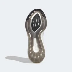 ADIDAS Men's ULTRABOOST 22 - Grey Three/Grey Three/Core Black - Regular (D) -TrailBlaze Shoes Shop a5cd461cff292b8aab7a16aa124324ca