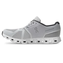 On Running Men's Cloud 5 Running Shoe- Glacier/White - Regular (D) -TrailBlaze Shoes Shop webimage 75eca24f c2c2 4bb2 8460 f96667ed21da